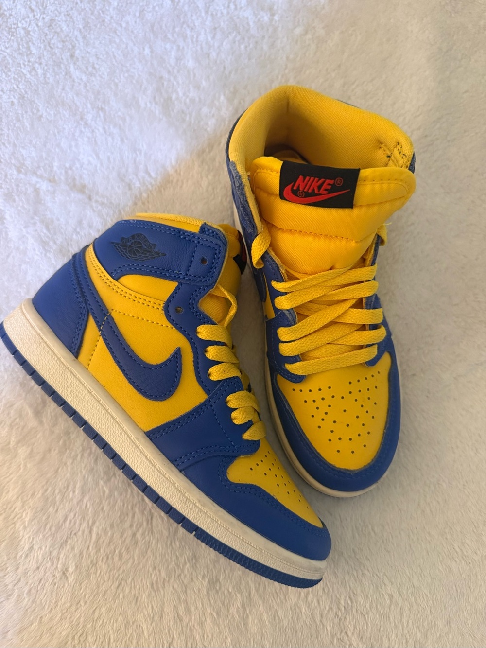 NWT kids Jordan’s High Tops - Picture 3 of 4